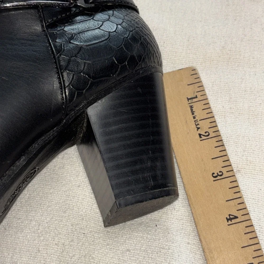 Eurosoft Sigourney Woman's 8M Ankle Boots Black Snakeskin‎ Texture Office